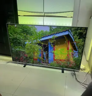 55 Inches Phillips Frameless Android Tv With Ambient Light