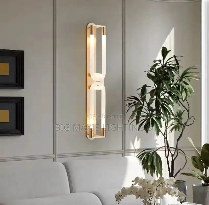 Light Luxury Long Wall Lamp