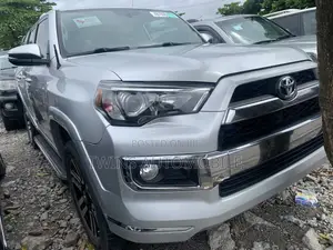 Toyota 4-Runner Limited 4WD 2011 Silver