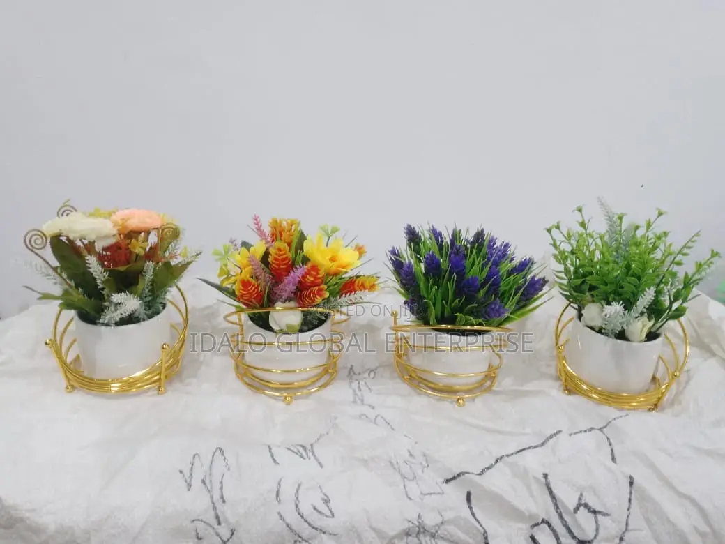 Artificial Flowers With Stand