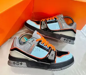 Louis Vuitton Fashion Sneakers