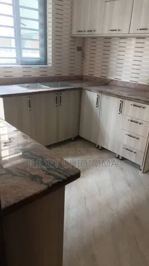 A Quality Kitchen Cabinet