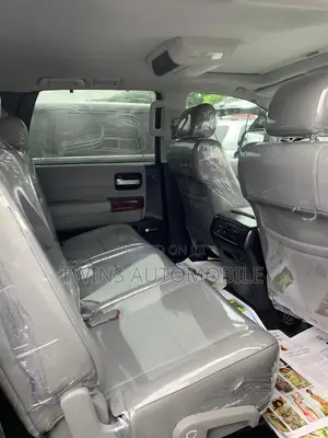 Toyota Sequoia 2015 Black