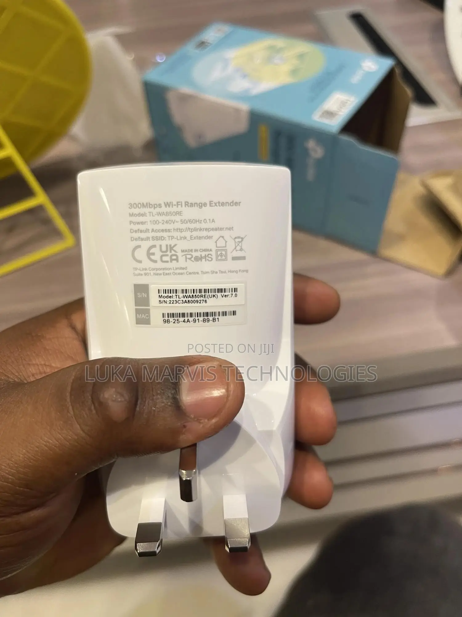 Mesh Wi-Fi Extender Re200