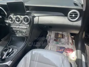 Mercedes-Benz C300 2017 Gray