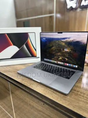 Laptop Apple MacBook Pro 2021 M1 32GB Apple M1 Max SSD 1T