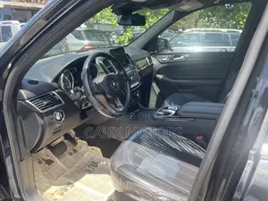 Mercedes-Benz GLE-Class 2017 Black