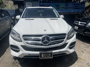 Mercedes-Benz GLE-Class 2017 White