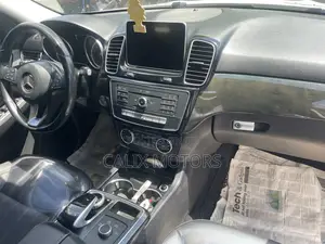 Mercedes-Benz GLE-Class 2017 White
