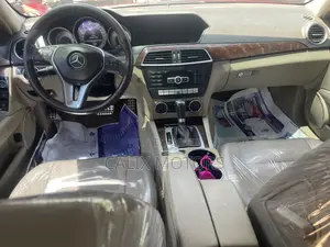 Mercedes-Benz C300 2013 Red