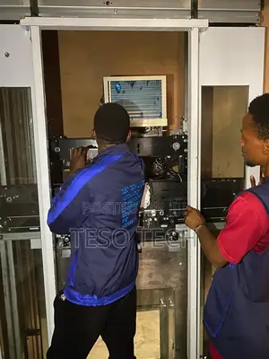Standard Elevators