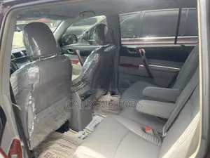 Toyota Highlander 2012 Red