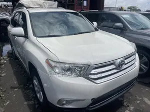 Toyota Highlander 2013 White