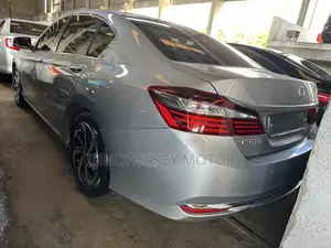 Honda Accord 2016 Silver