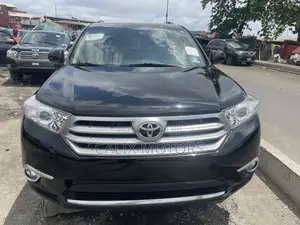 Toyota Highlander 2013 Black