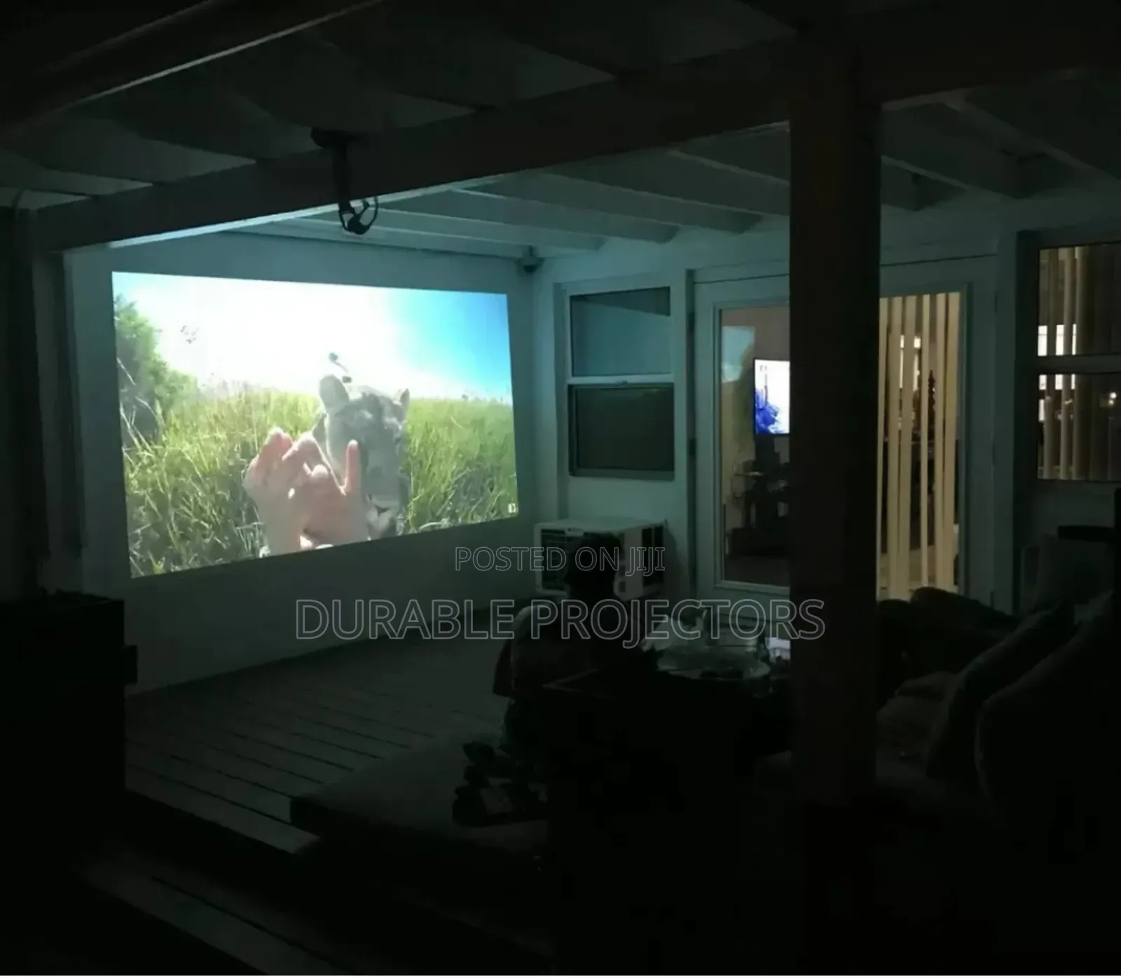 UK TV Projector Short Throw Projector Lagos ,Abuja ,Delta