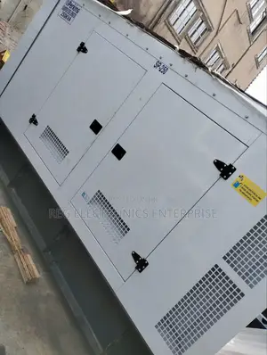 Perkins 250 KVA Soundproof Generator