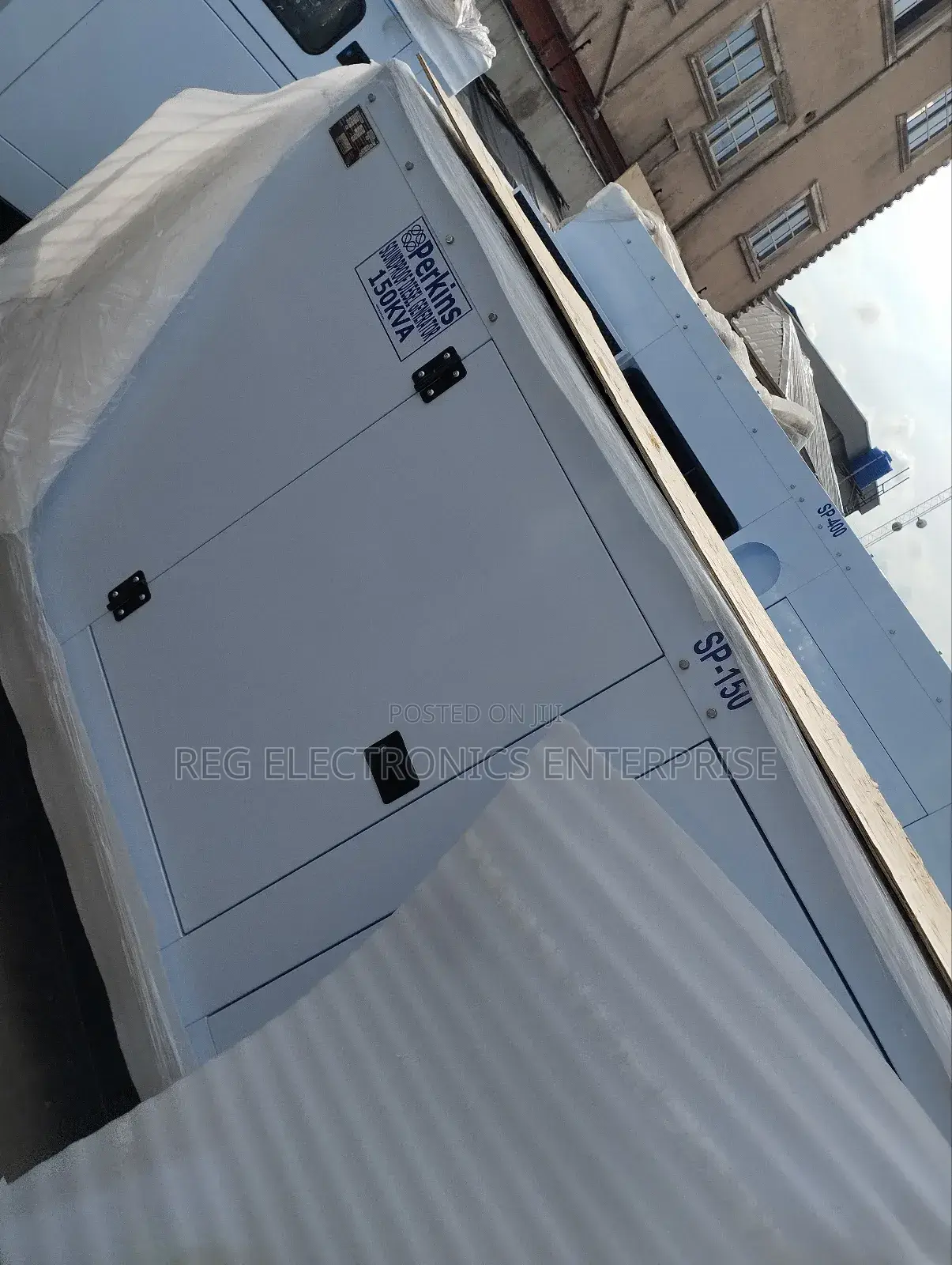 150 KVA Perkins Soundproof Generator Sets