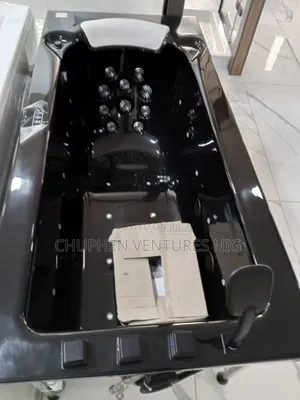 Bathtubs Yakuzi