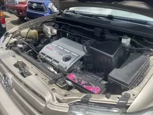 Toyota Highlander 2006 Gold