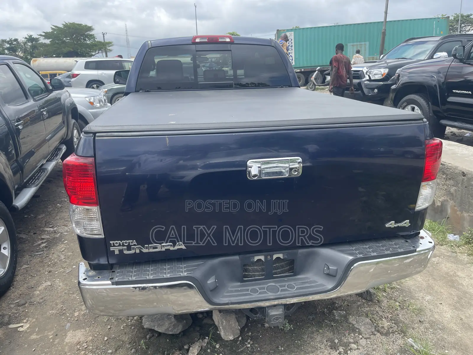 Toyota Tundra 2011 Blue
