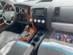 Toyota Tundra 2011 Blue