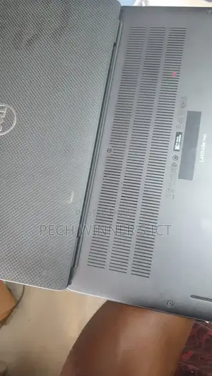Laptop Dell Latitude 7410 16GB Intel Core I5 SSD 256GB