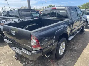 Toyota Tacoma 2010 Gray