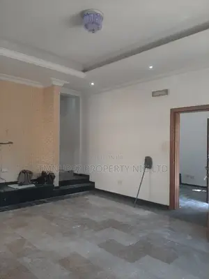Mini Flat in Cartingate, Chevron for rent
