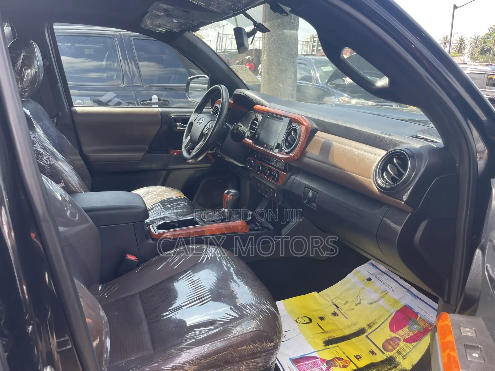 Toyota Tacoma 2018 Black