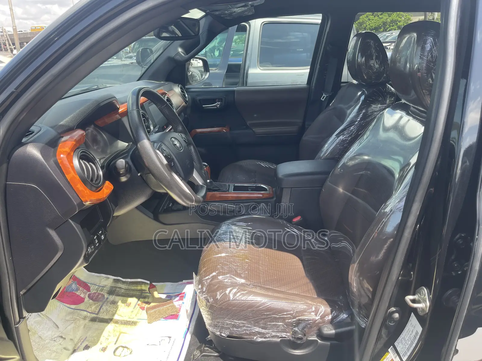 Toyota Tacoma 2018 Black
