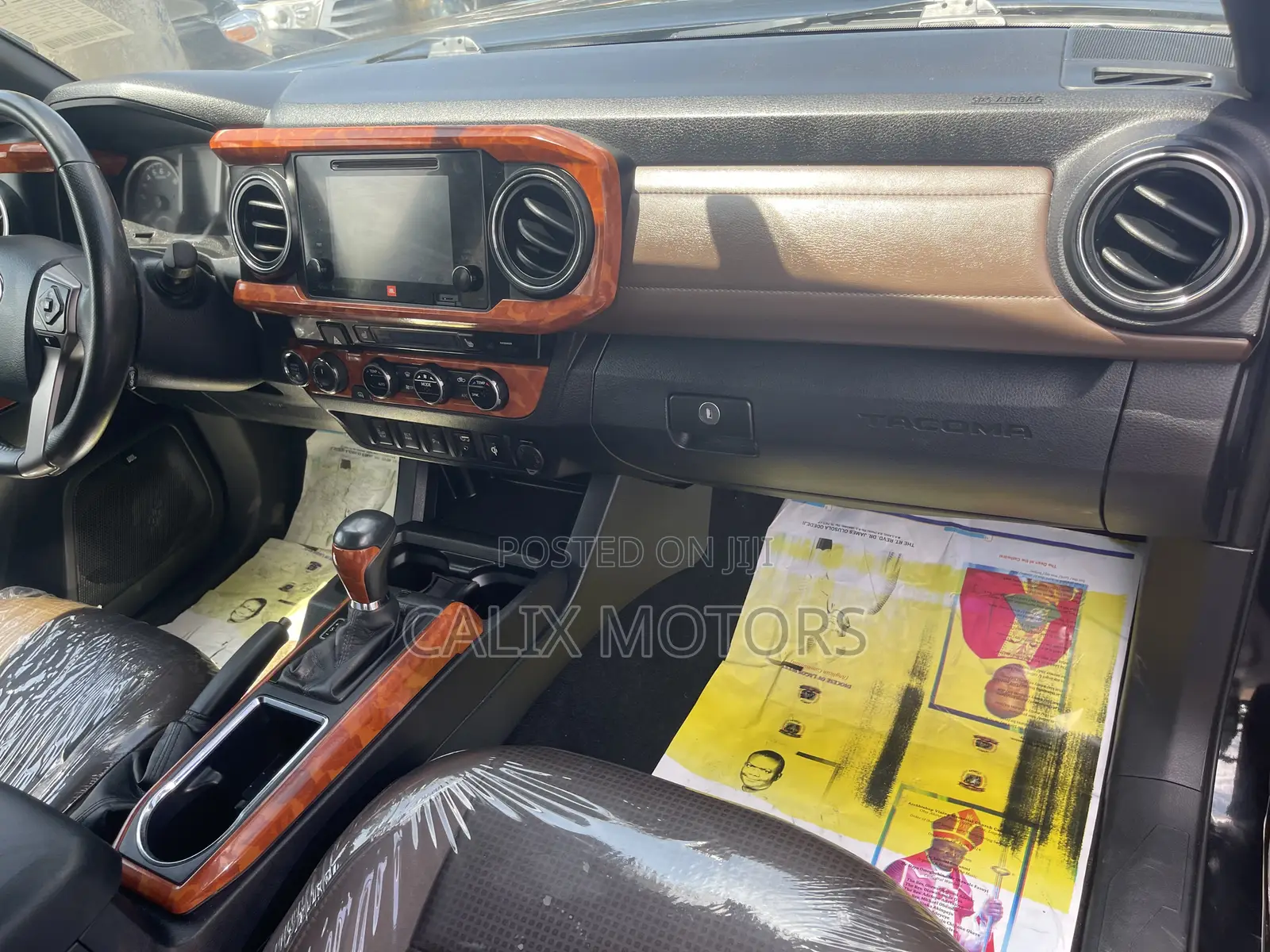 Toyota Tacoma 2018 Black