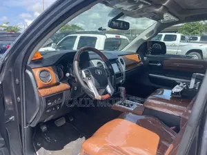 Toyota Tundra 2018 Black