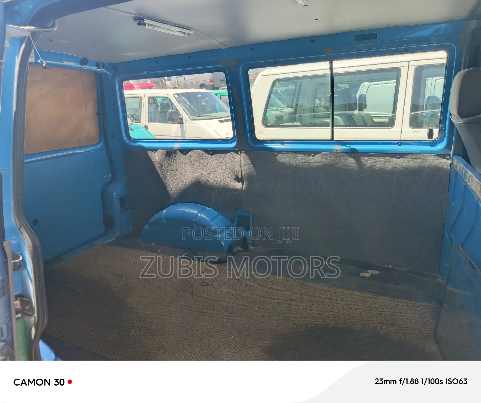 Volkswagen Transporter 2004 Blue