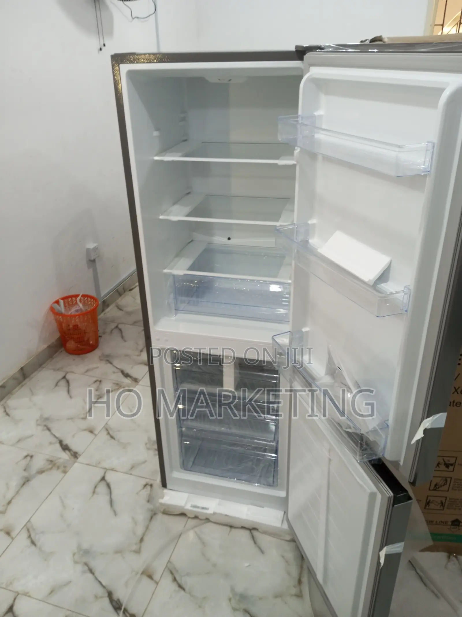 Hisense Refrigerator 29dca Botton Freezer 225L