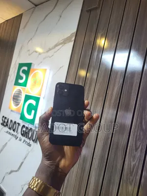 Apple iPhone 12 64 GB Black