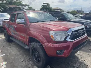 Toyota Tacoma 2014 Red