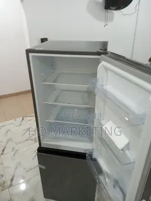 Super Designed Hisense Double Door Refrigerator 225L