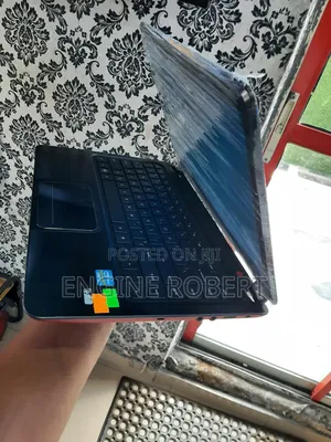 Laptop HP Envy 4 4GB Intel Core I3 HDD 500GB