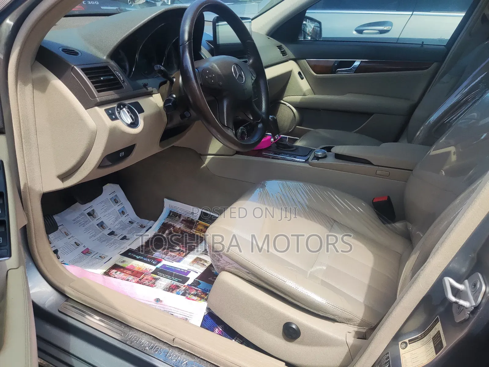 Mercedes-Benz C300 2011 Gray