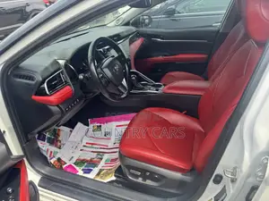 Toyota Camry XSE V6 FWD 2020 White