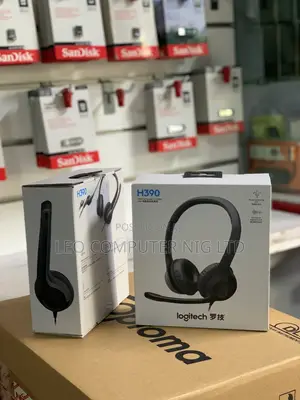 Logitech H390 Usb Headset With Noise Canceling