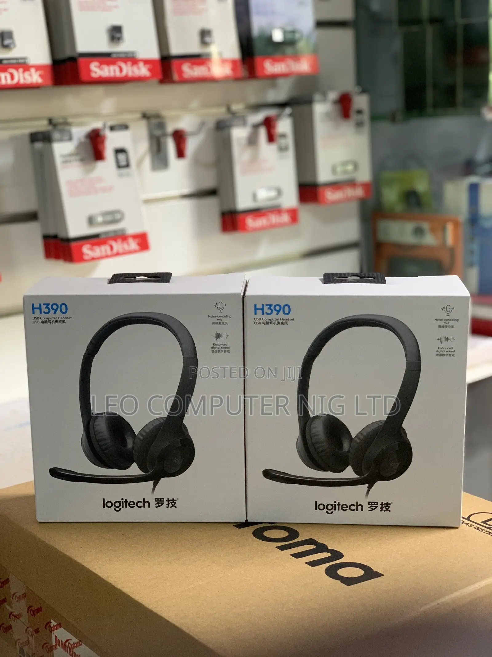 Logitech H390 Usb Headset With Noise Canceling