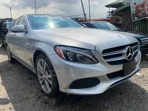 Mercedes-Benz C300 2015 Silver