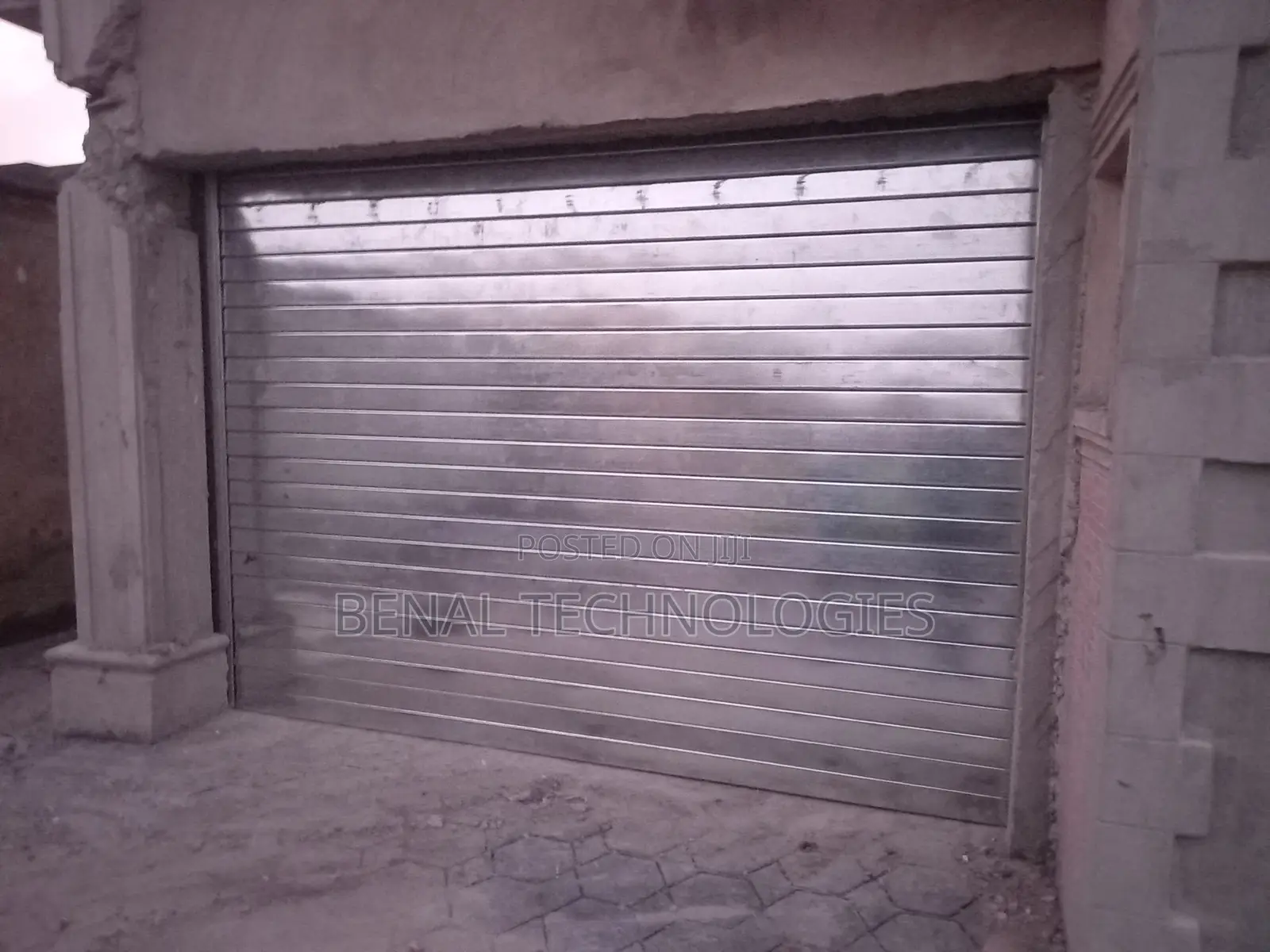 Quick-Acting Roller Shutter Doors