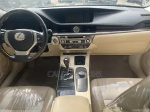Lexus ES 2014 Blue