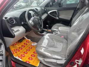 Toyota RAV4 2.4 2008 Red