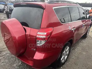 Toyota RAV4 2.4 2008 Red