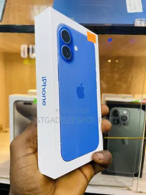 New Apple iPhone 16 256 GB Blue