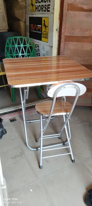 High Quality Restaurant and Dining Table and Chairs